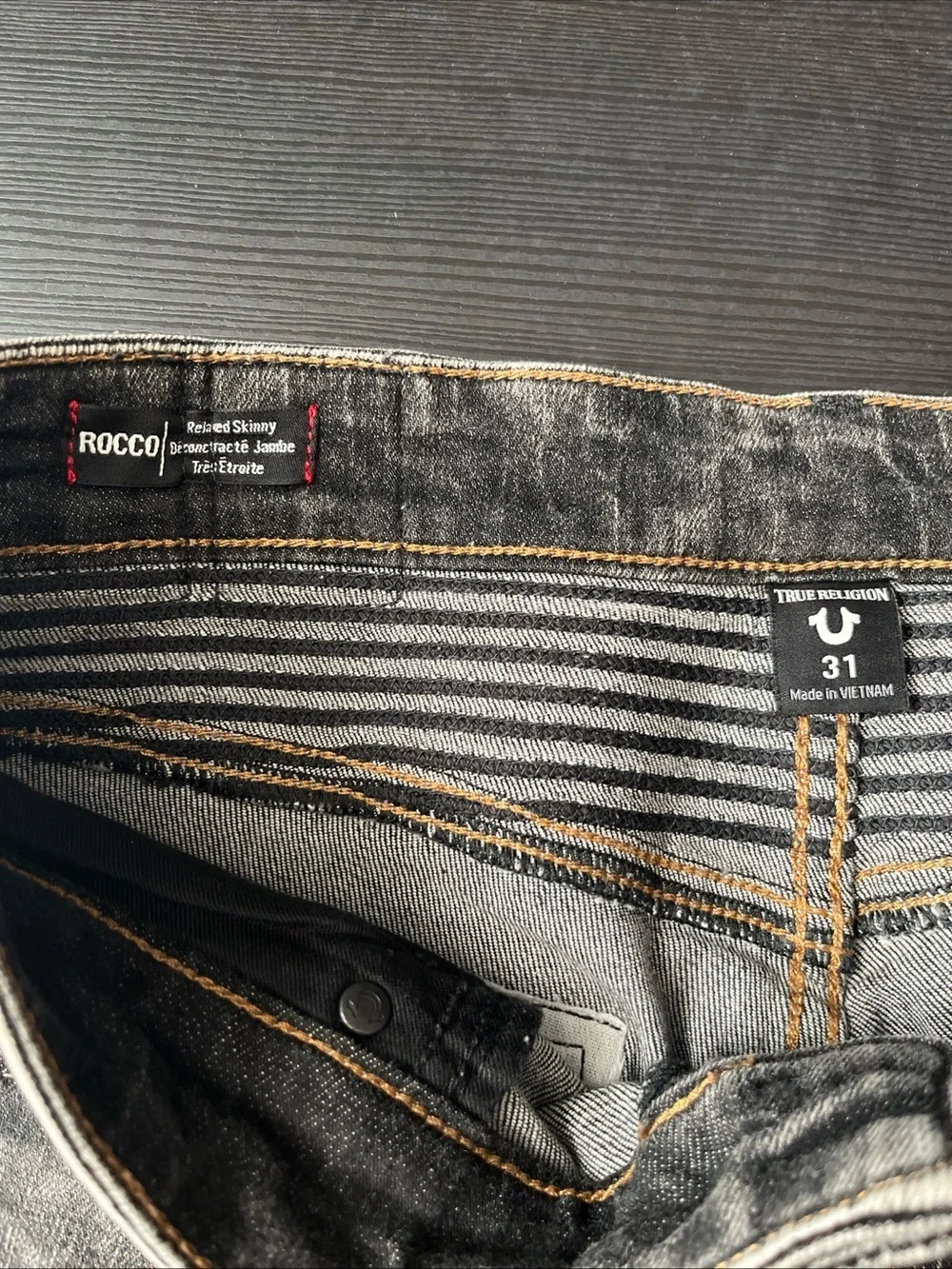 True Religion Men's Rocco Relaxed Skinny Moto Shorts Size 31